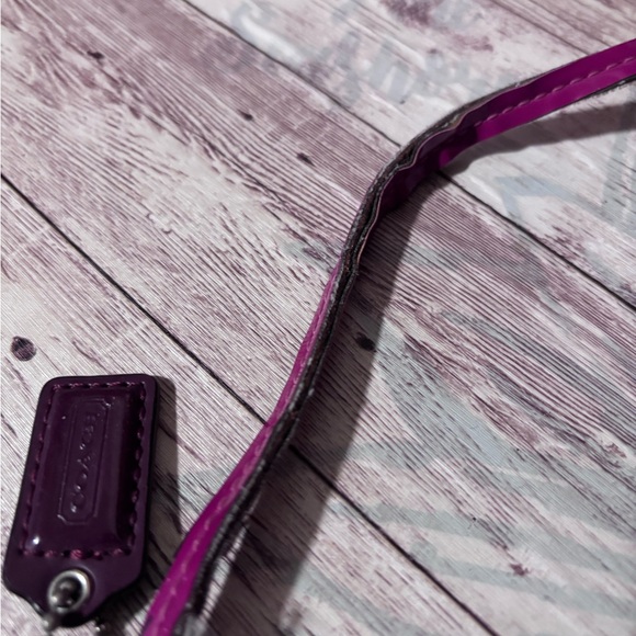 Coach signature C canvas wristlet - Picture 12 of 12